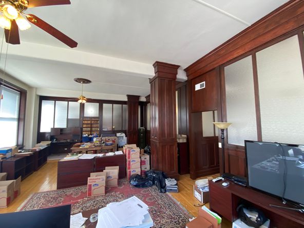 Suite 200-204